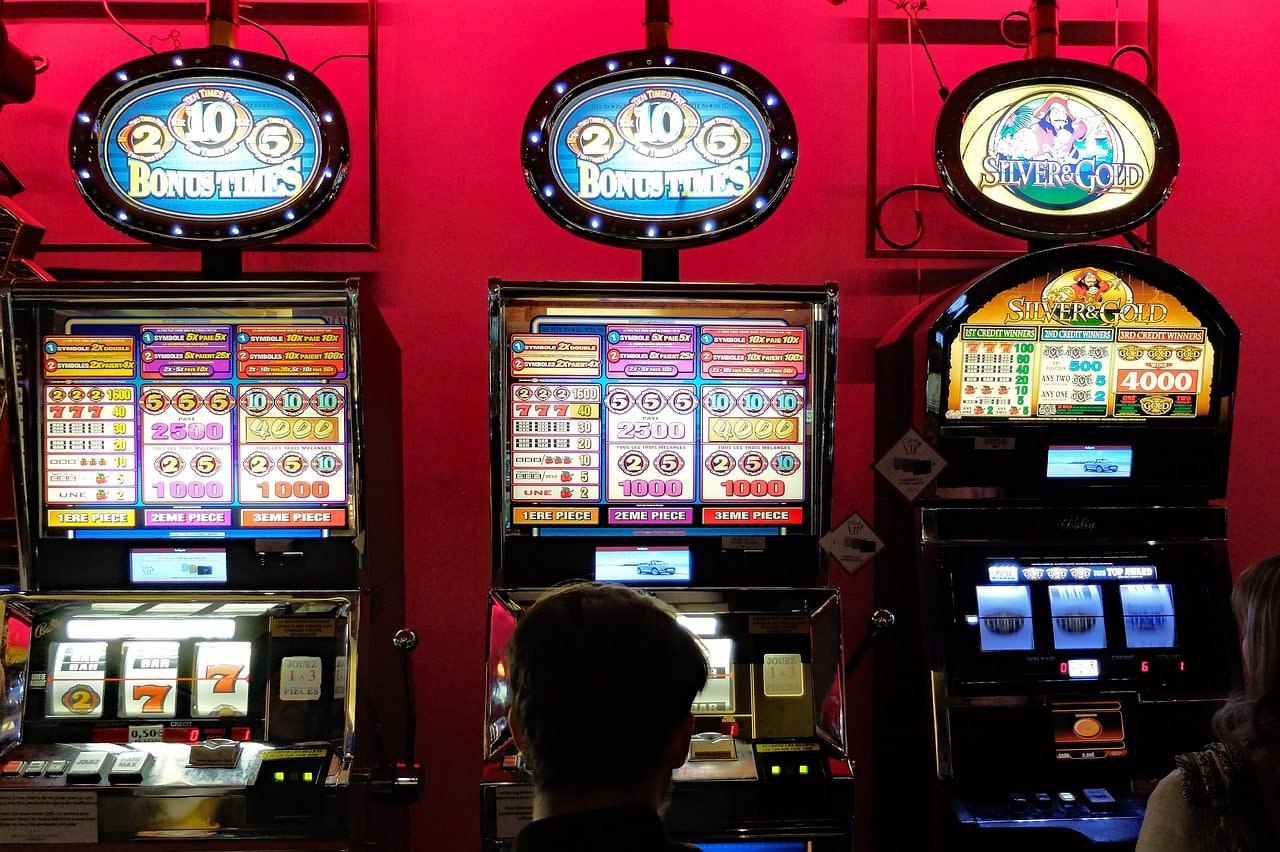 koitoto apk live blackjack table displayed on mobile phone browser
