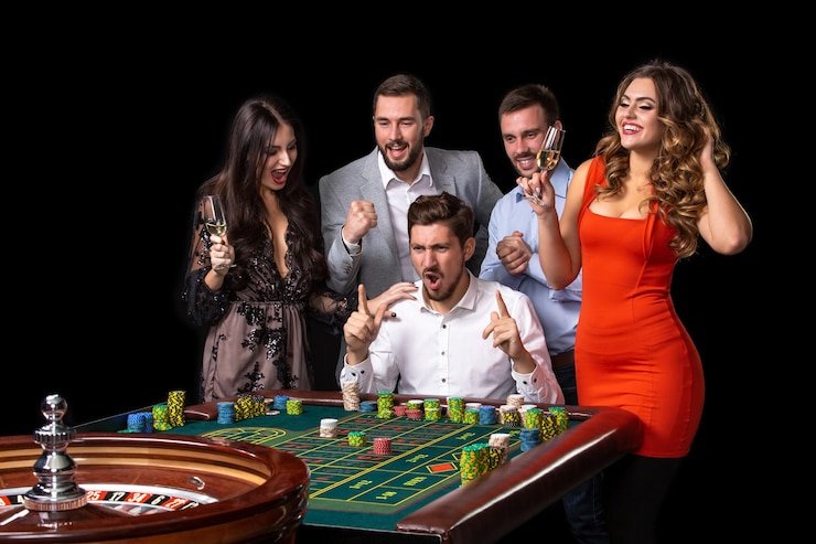 Texas Hold'em Bonus live-dealer table interface on koitoto apk platform